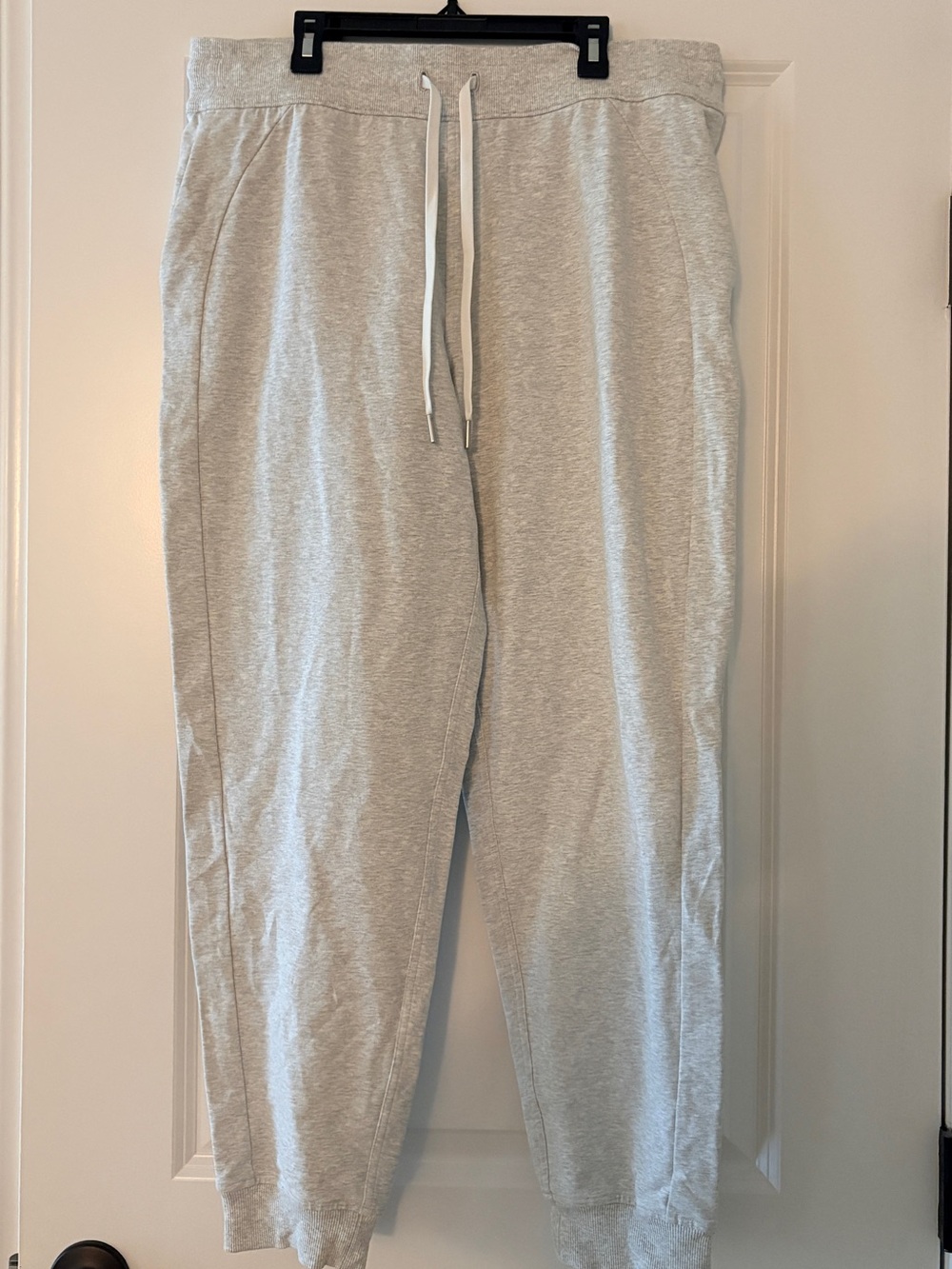 lululemon Light Gray Women's Scuba Jogger
